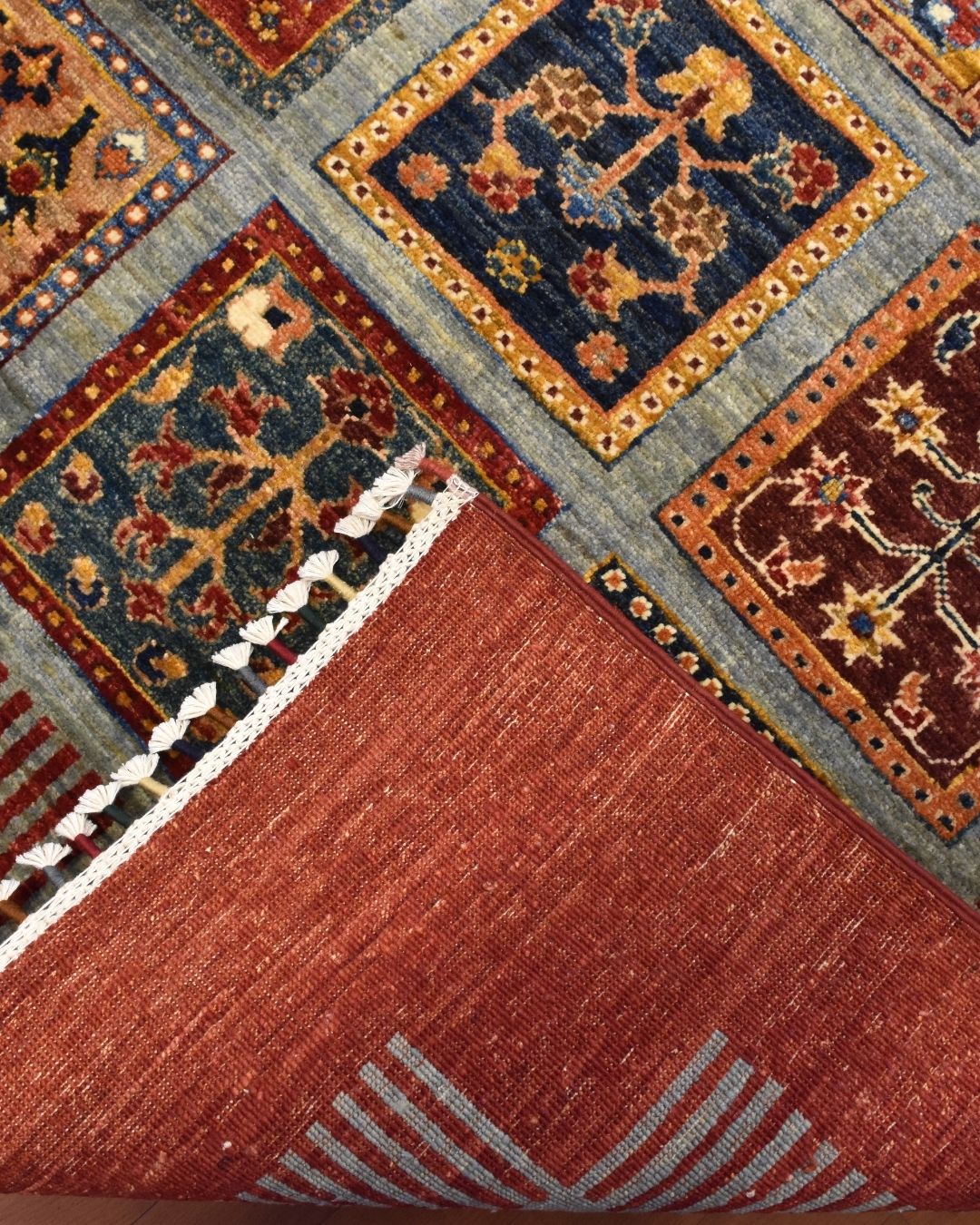 Veziri Hand-Knotted Wool Rug 173x237cm | 6x8ft