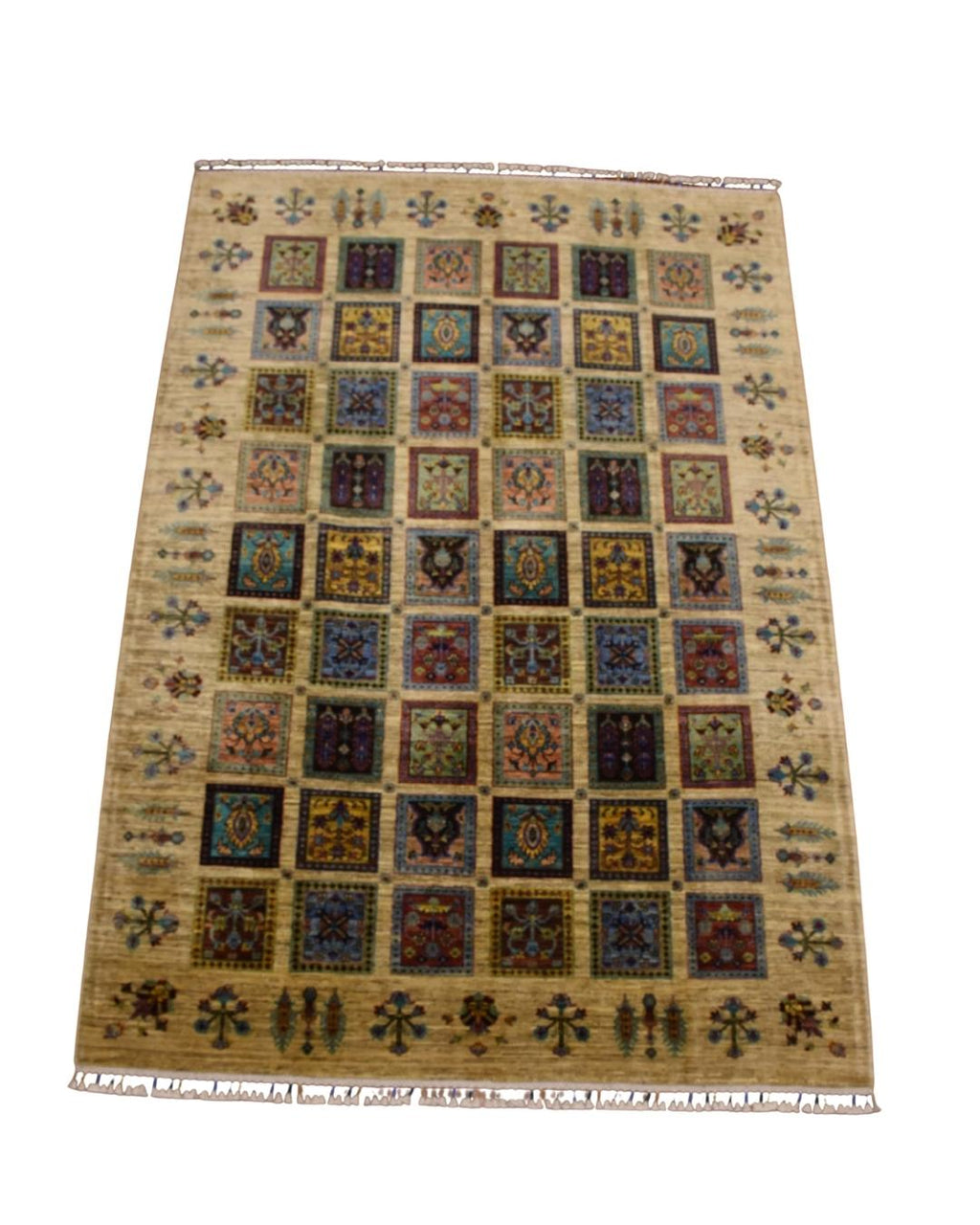 Sultani Hand-Knotted Wool Rug 5' 54" x 8'