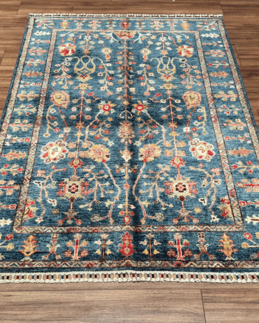 Sultani Hand-Knotted Wool Rug 4' x 6'