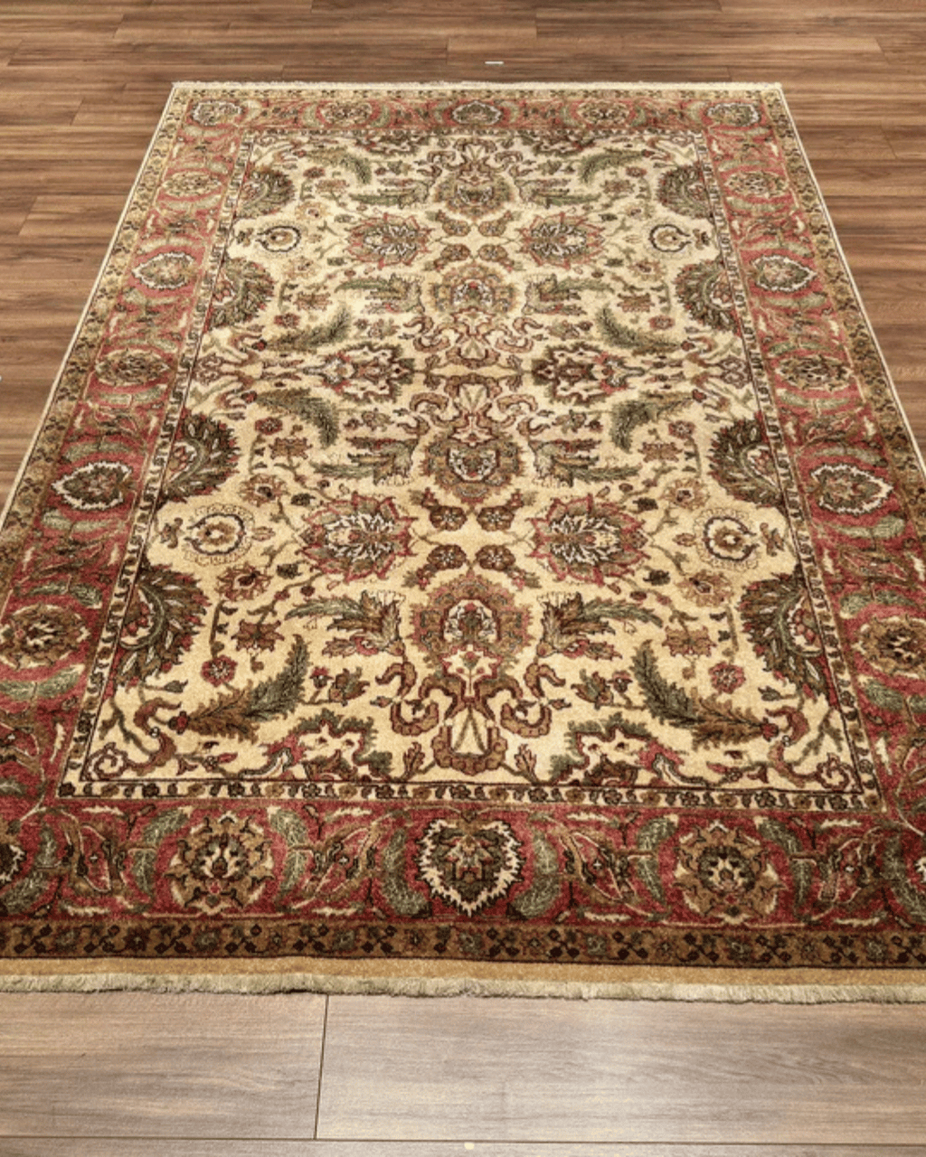 Ushak Hand-Knotted Wool Rug 6' x 9'
