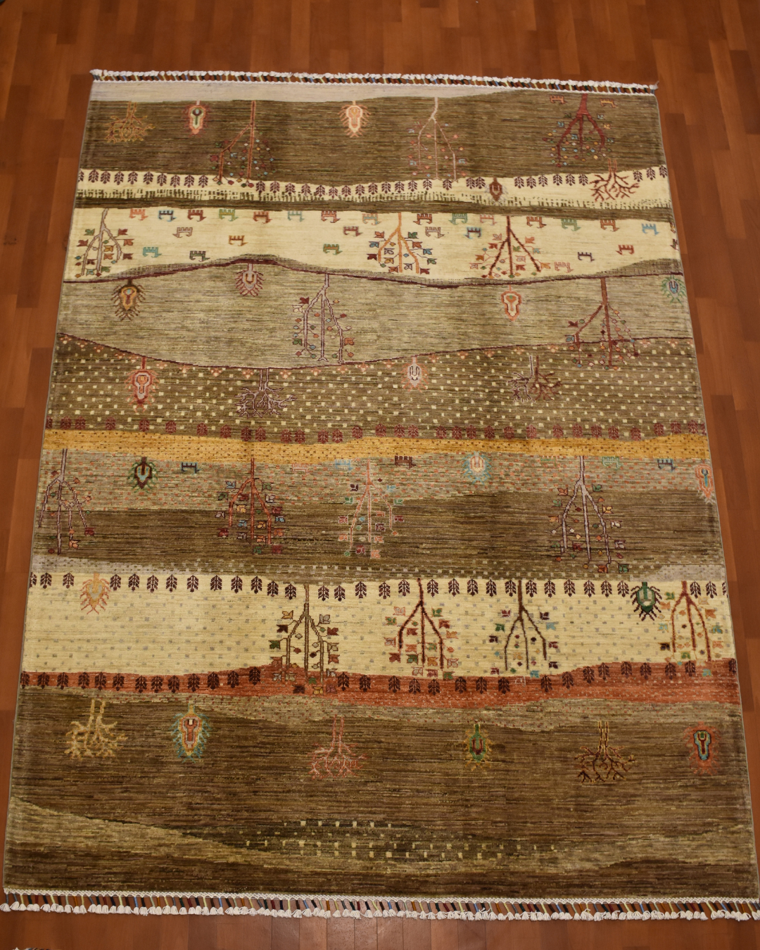 Sultani Hand-Knotted Wool Rug 5' 7" x 7' 7"