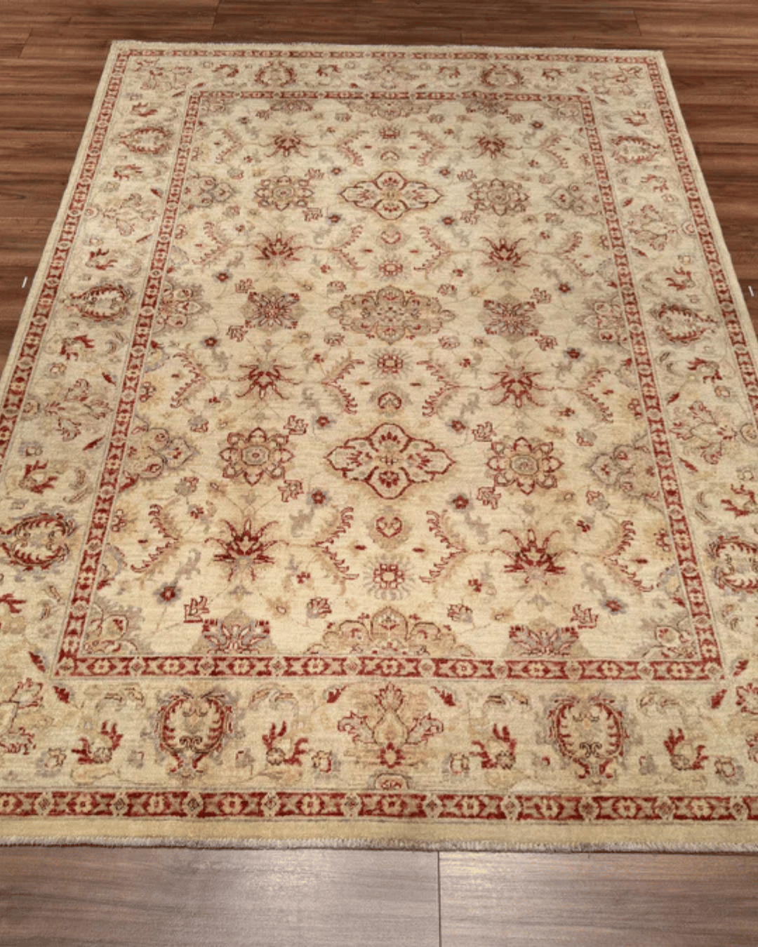 Ushak Hand-Knotted Wool Rug 6' x 8'