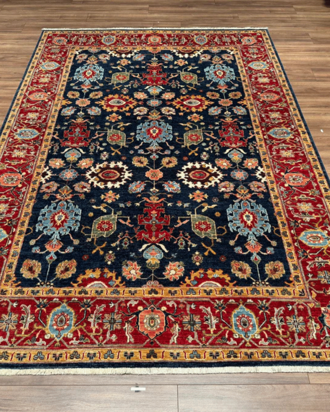 Ushak Hand-Knotted Wool Rug 7' x 9'
