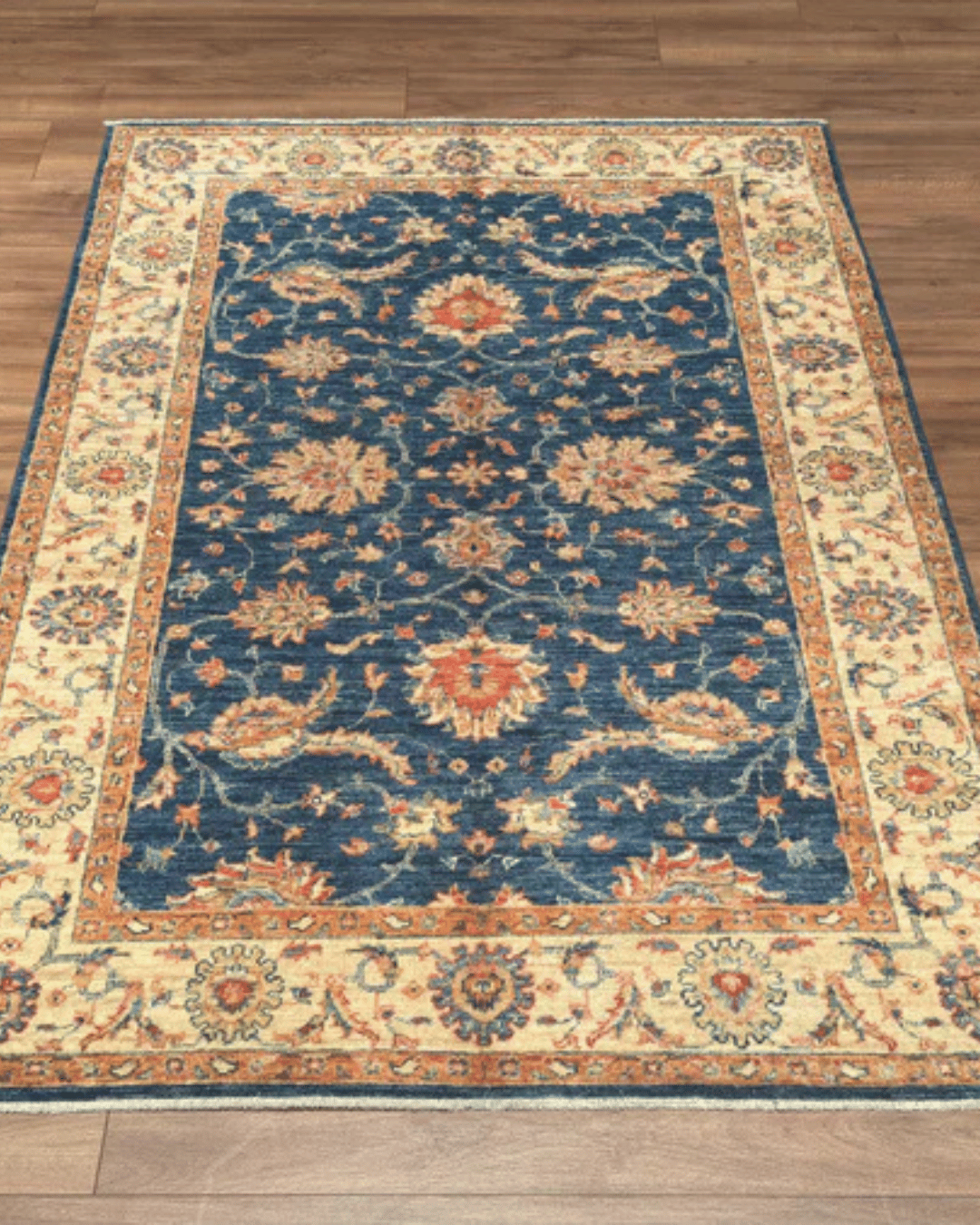 Ushak Hand-Knotted Wool Rug 4' x 6'