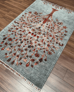 Sultani Hand-Knotted Wool Rug 4' 1" x 6' 1"