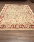 Ushak Hand-Knotted Wool Rug 8' x 11'