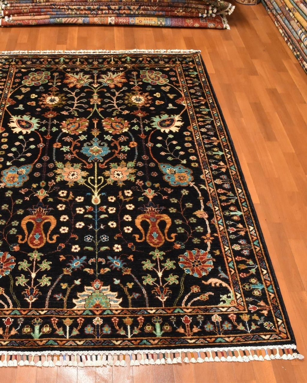 Sultani Hand-Knotted Wool Rug 4' x 6'