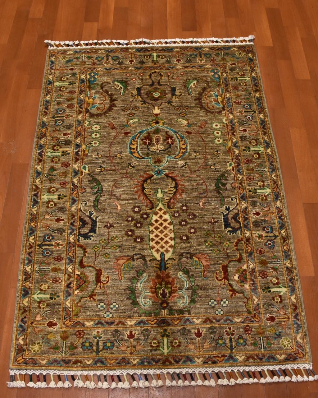 Sultani Hand-Knotted Wool Rug 2' 75" x 4' 1"