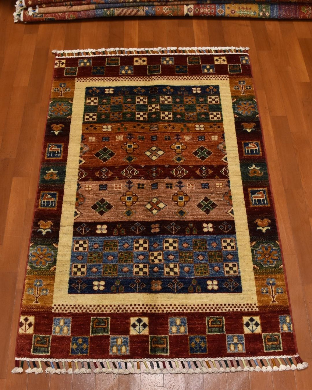 Sultani Hand-Knotted Wool Rug 3' x 4'