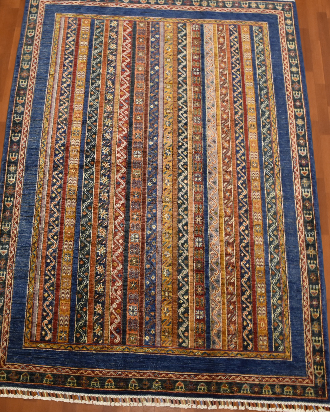 Sultani Hand-Knotted Wool Rug 5' 5" x 7' 6"