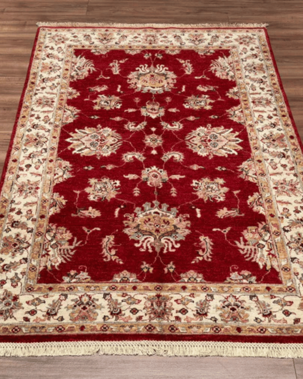 Ushak Hand-Knotted Wool Rug 4' x 6'