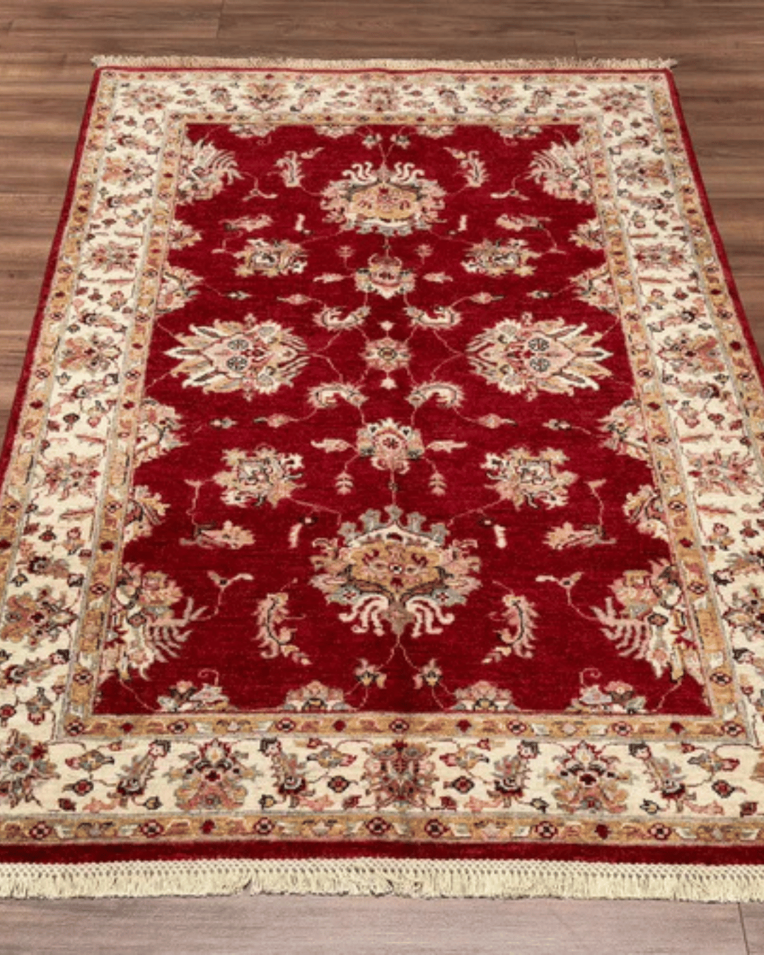 Ushak Hand-Knotted Wool Rug 4' x 6'