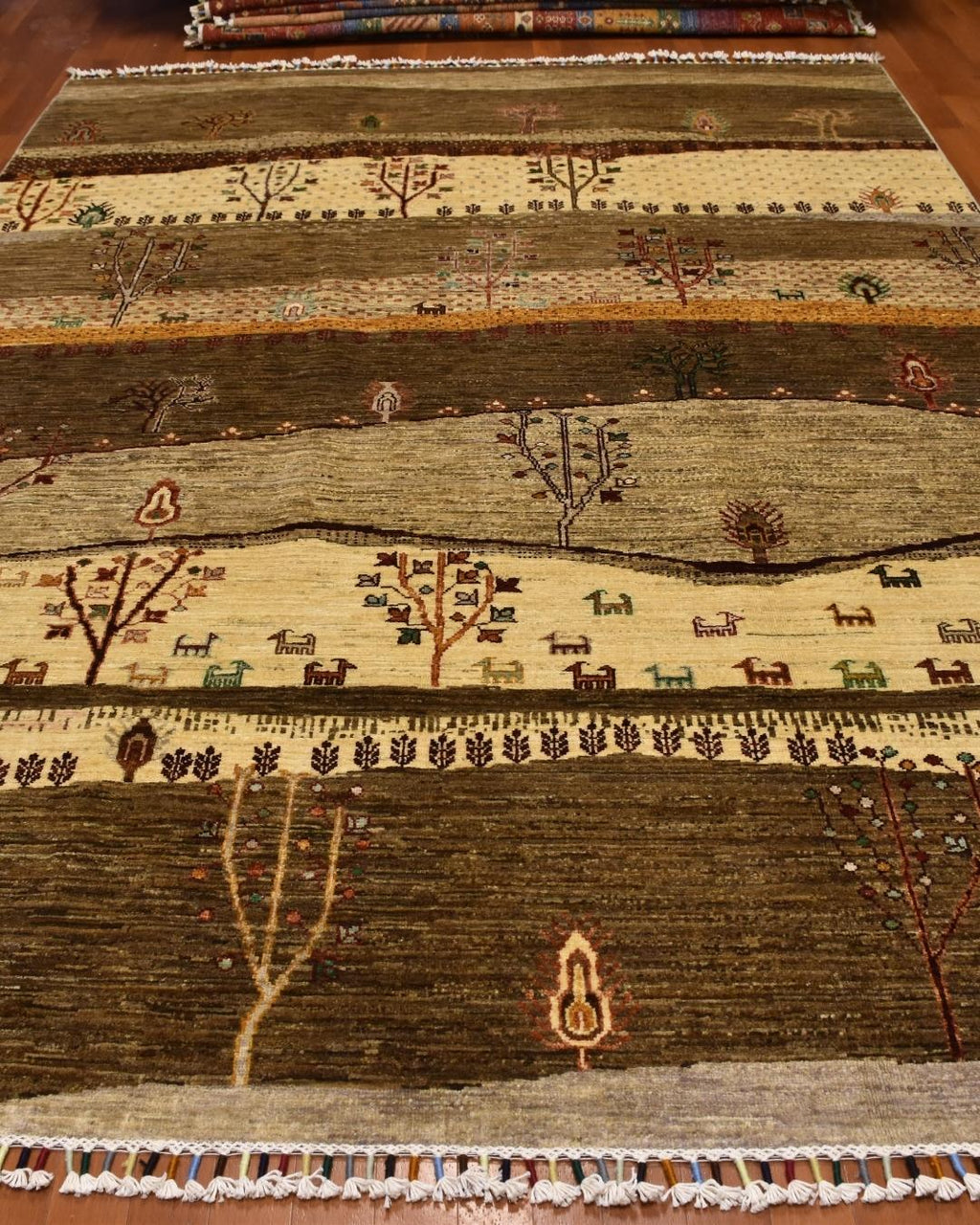 Sultani Hand-Knotted Wool Rug 5' 9" x 8' 2"