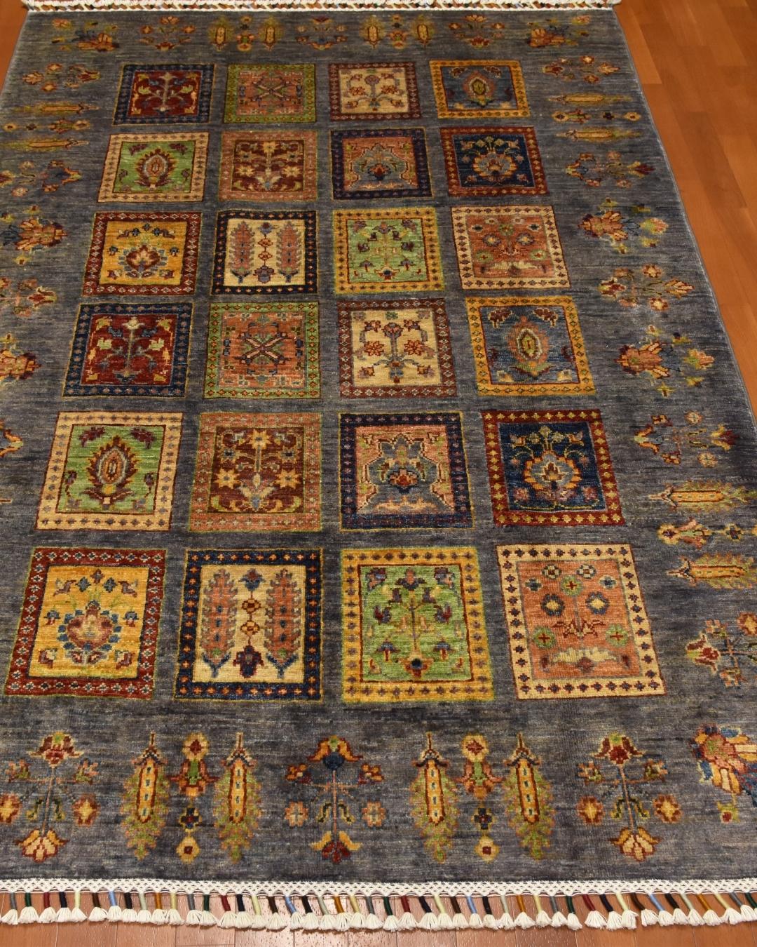 Sultani Hand-Knotted Wool Rug 4' x 6'