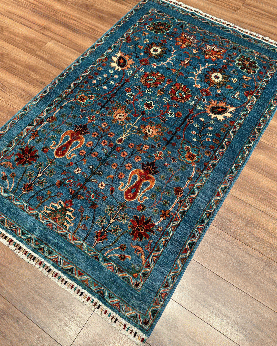 Sultani Hand-Knotted Wool Rug 4' 1" x 6' 1"
