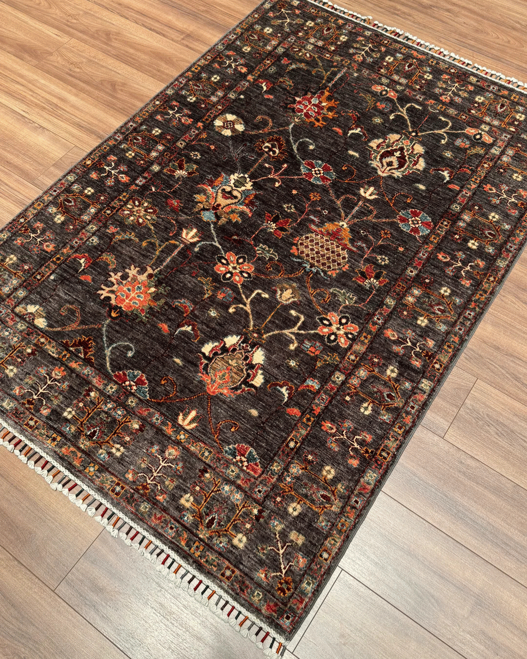 Sultani Hand-Knotted Wool Rug 4' x 6'