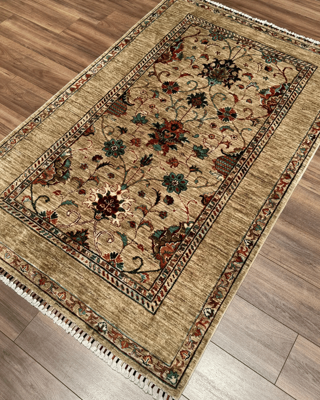 Sultani Hand-Knotted Wool Rug 4' 1" x 6' 2"