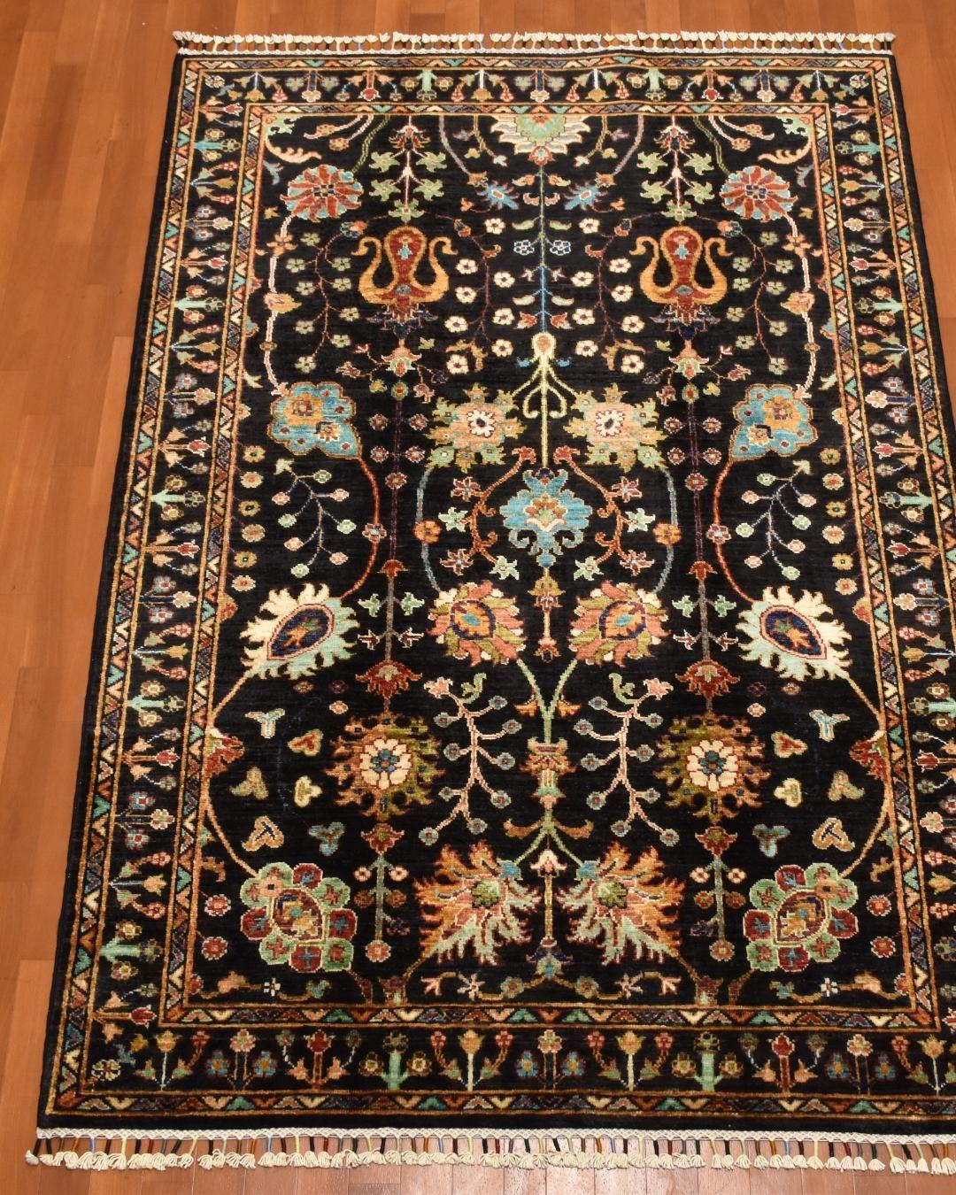 Sultani Hand-Knotted Wool Rug 4' x 6'