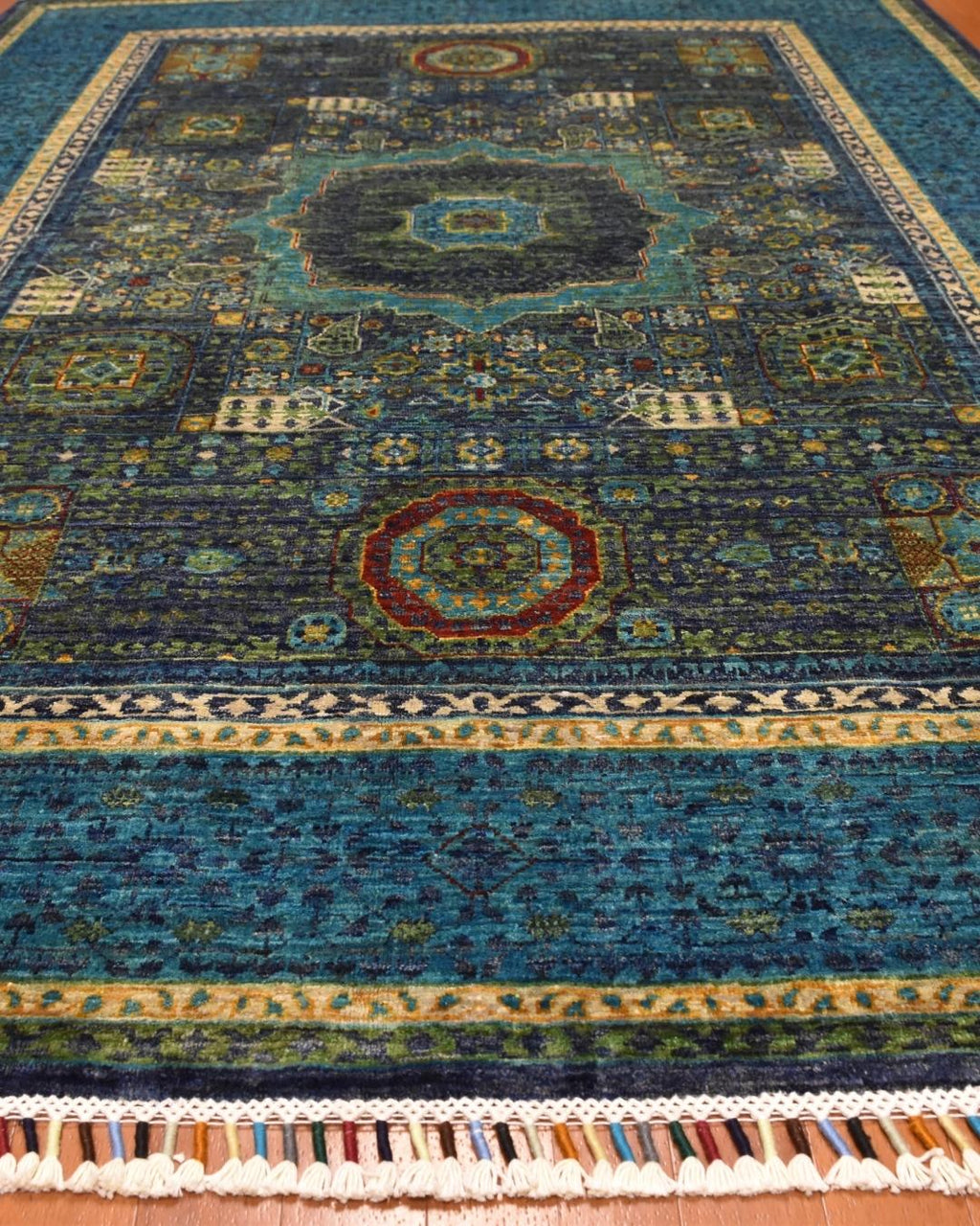 Mamluk Hand-Knotted Wool Rug 4' 9" x 6' 8"
