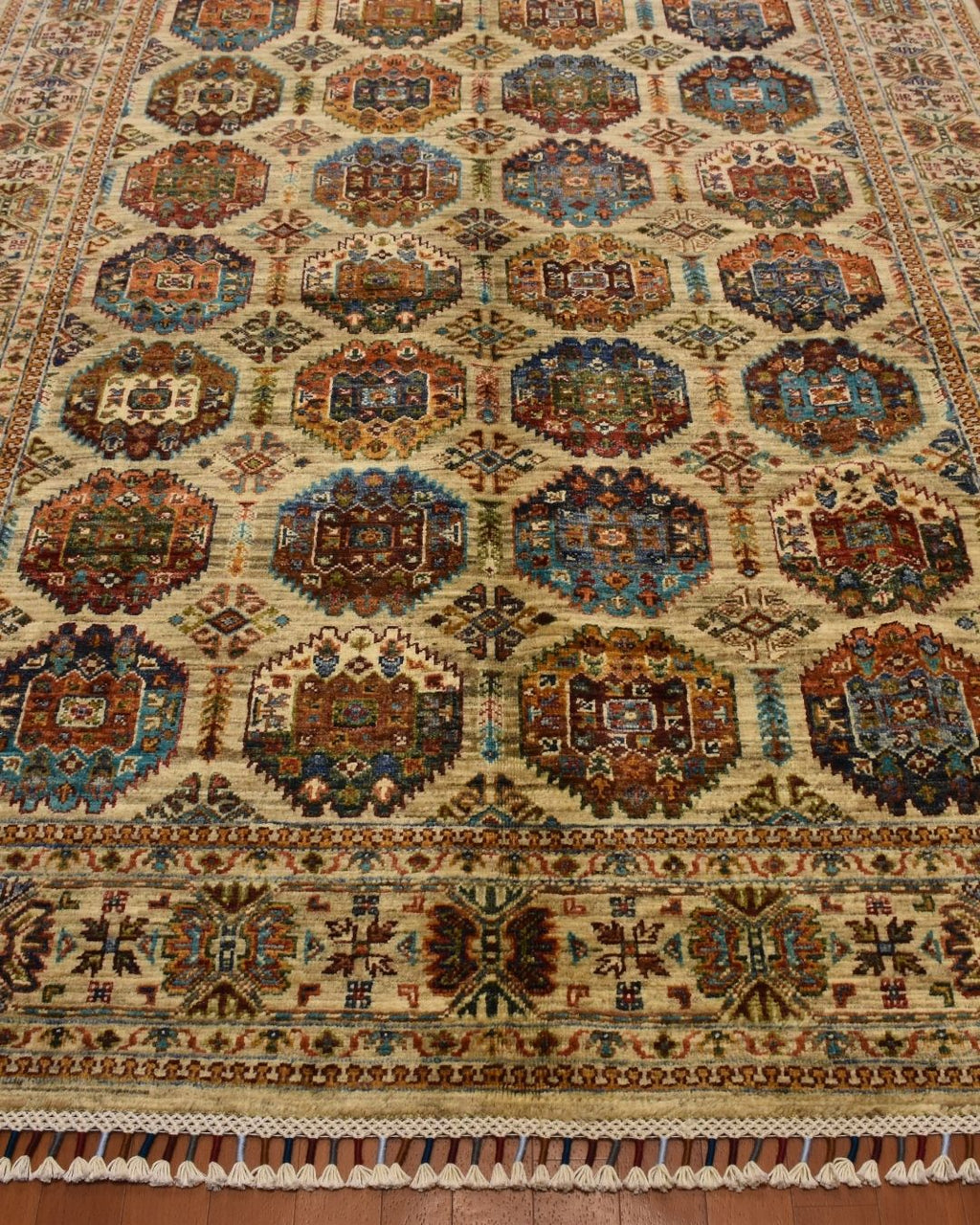 Veziri Hand-Knotted Wool Rug 5' x 6' 8"