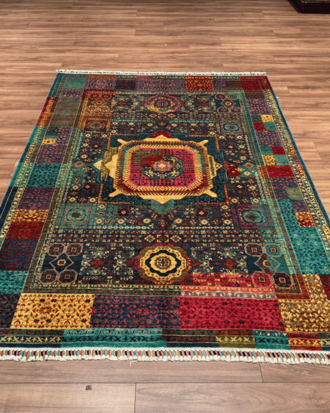 Mamluk Hand-Knotted Wool Rug 5' 7" x 7' 7"