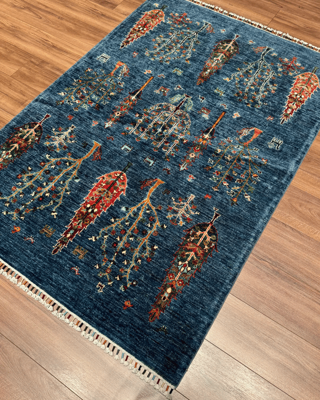 Sultani Hand-Knotted Wool Rug 4' 1" x 6' 1"