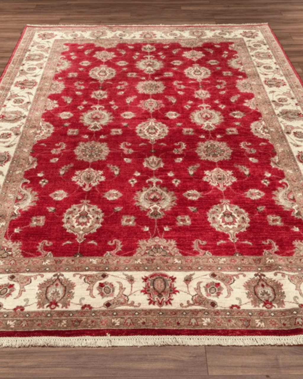 Ushak Hand-Knotted Wool Rug 7' x 10'
