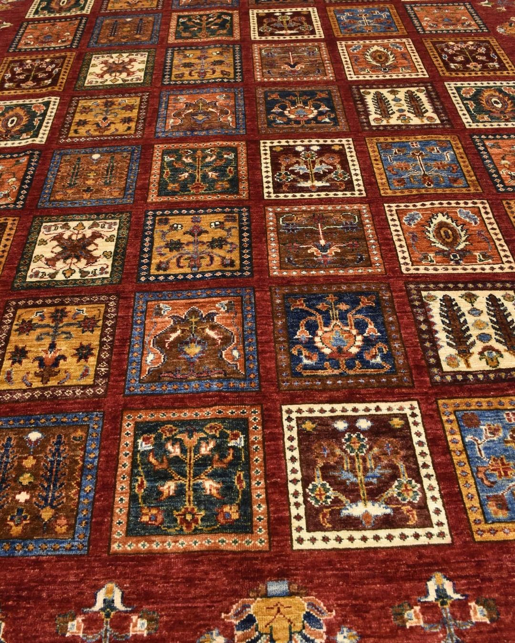 Sultani Hand-Knotted Wool Rug 6' 8" x 9' 5"