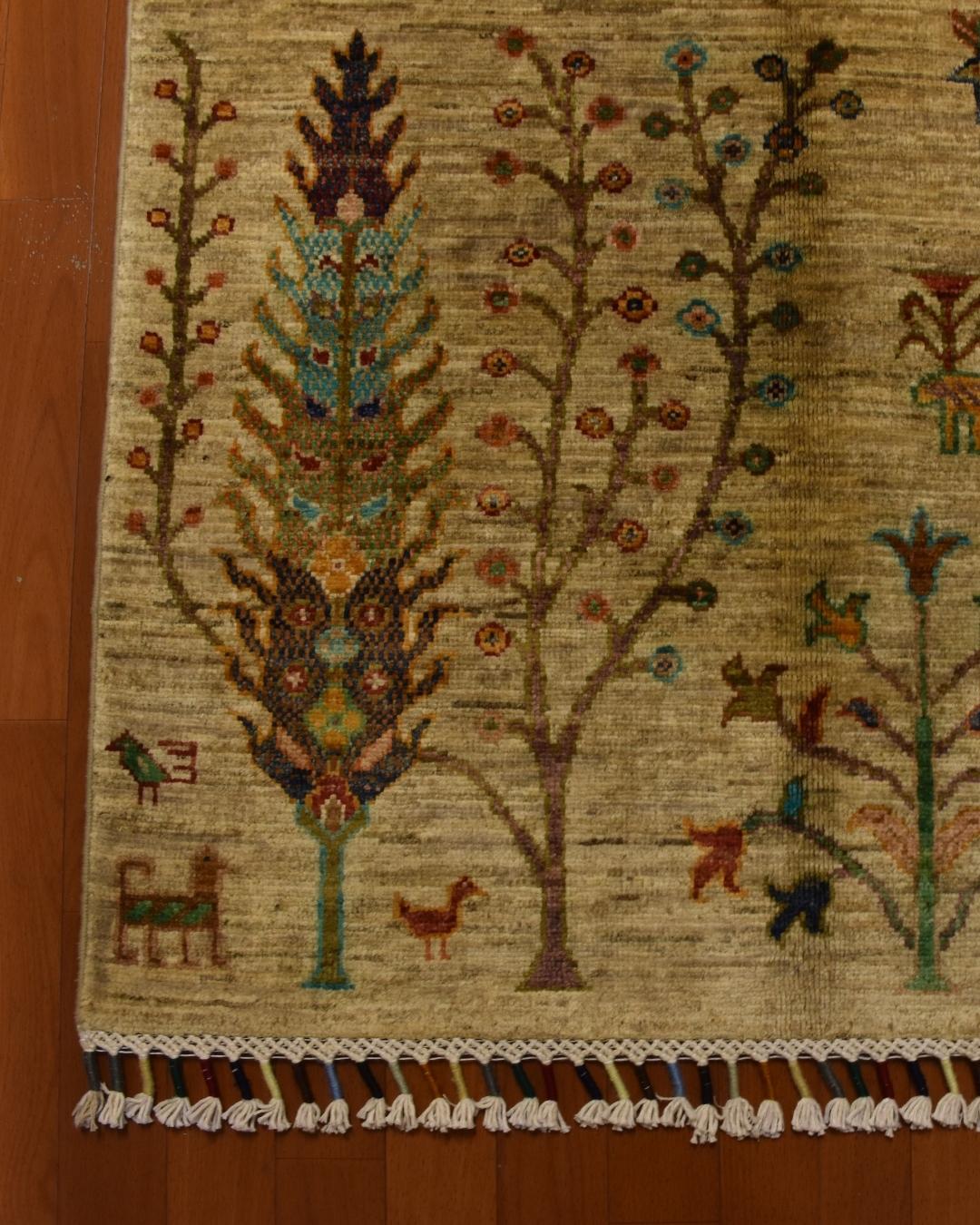 Sultani Hand-Knotted Wool Rug 2' 6" x 4' 1"
