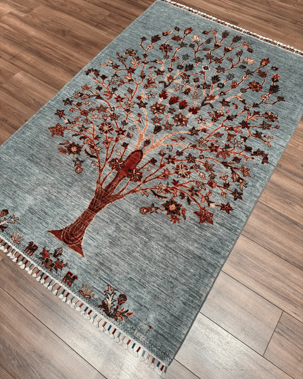 Sultani Hand-Knotted Wool Rug 4' 1" x 6' 1"