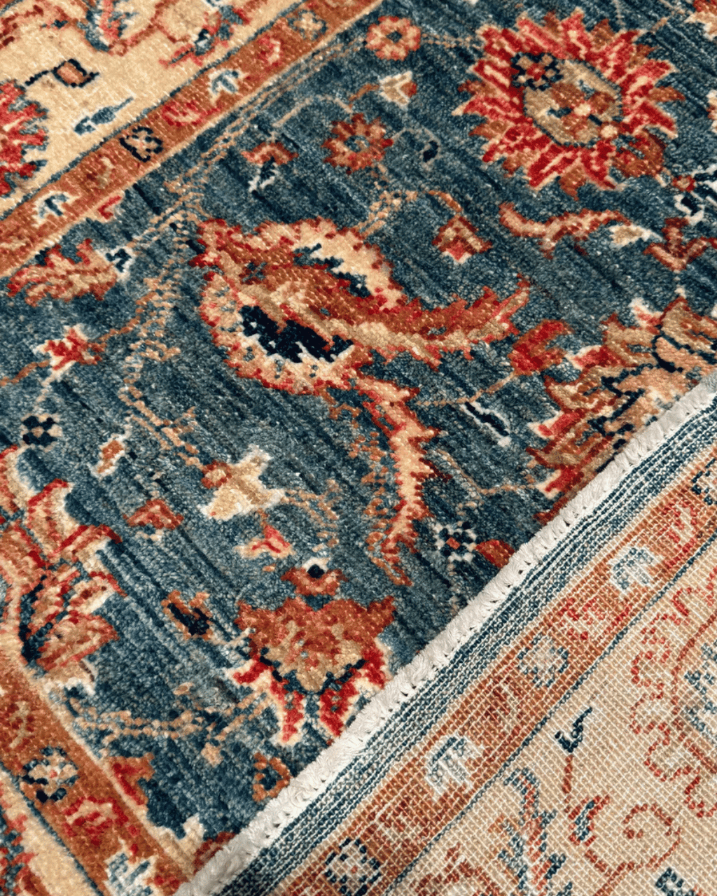 Ushak Hand-Knotted Wool Rug 3' x 5'