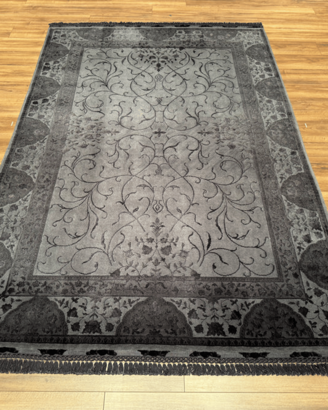 Ottoman Elegance Hand-Knotted Wool Rug 5' 5" x 8' 3"