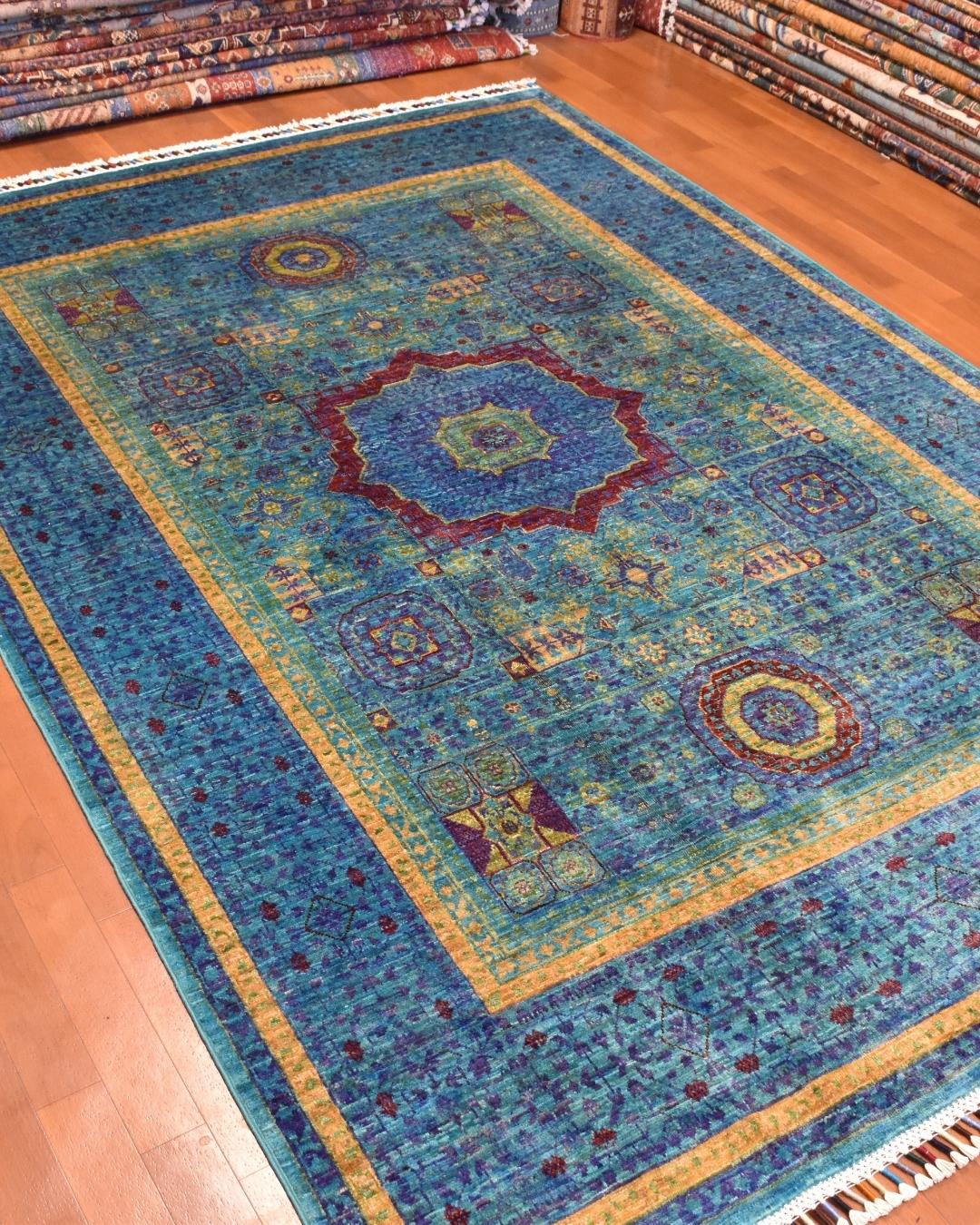 Mamluk Hand-Knotted Wool Rug 4' 9" x 7'