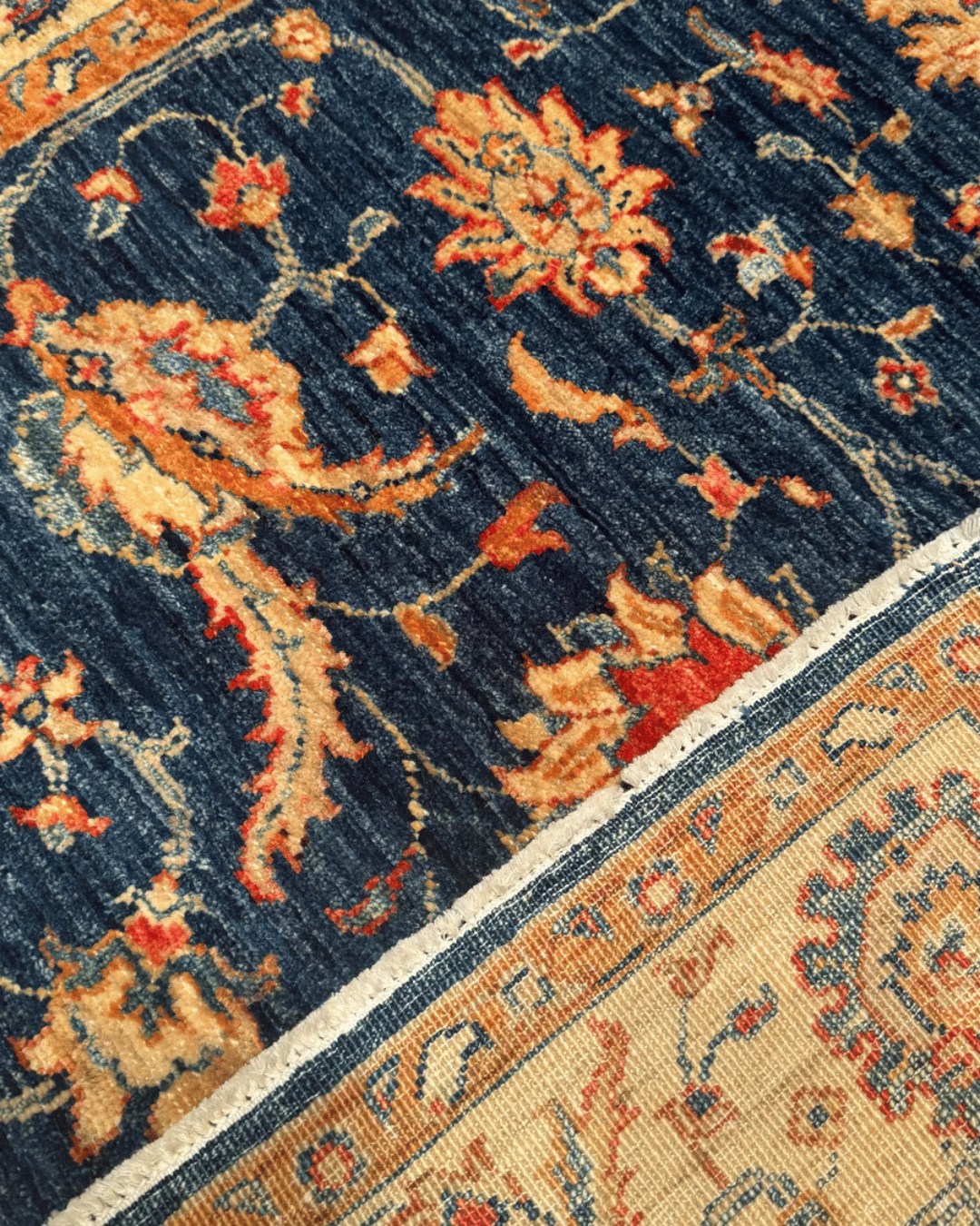 Ushak Hand-Knotted Wool Rug 4' x 6'