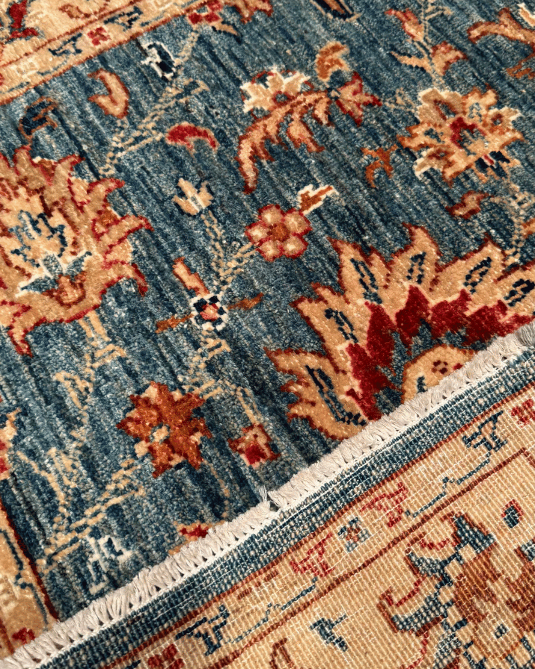 Ushak Hand-Knotted Wool Rug 3' x 5'