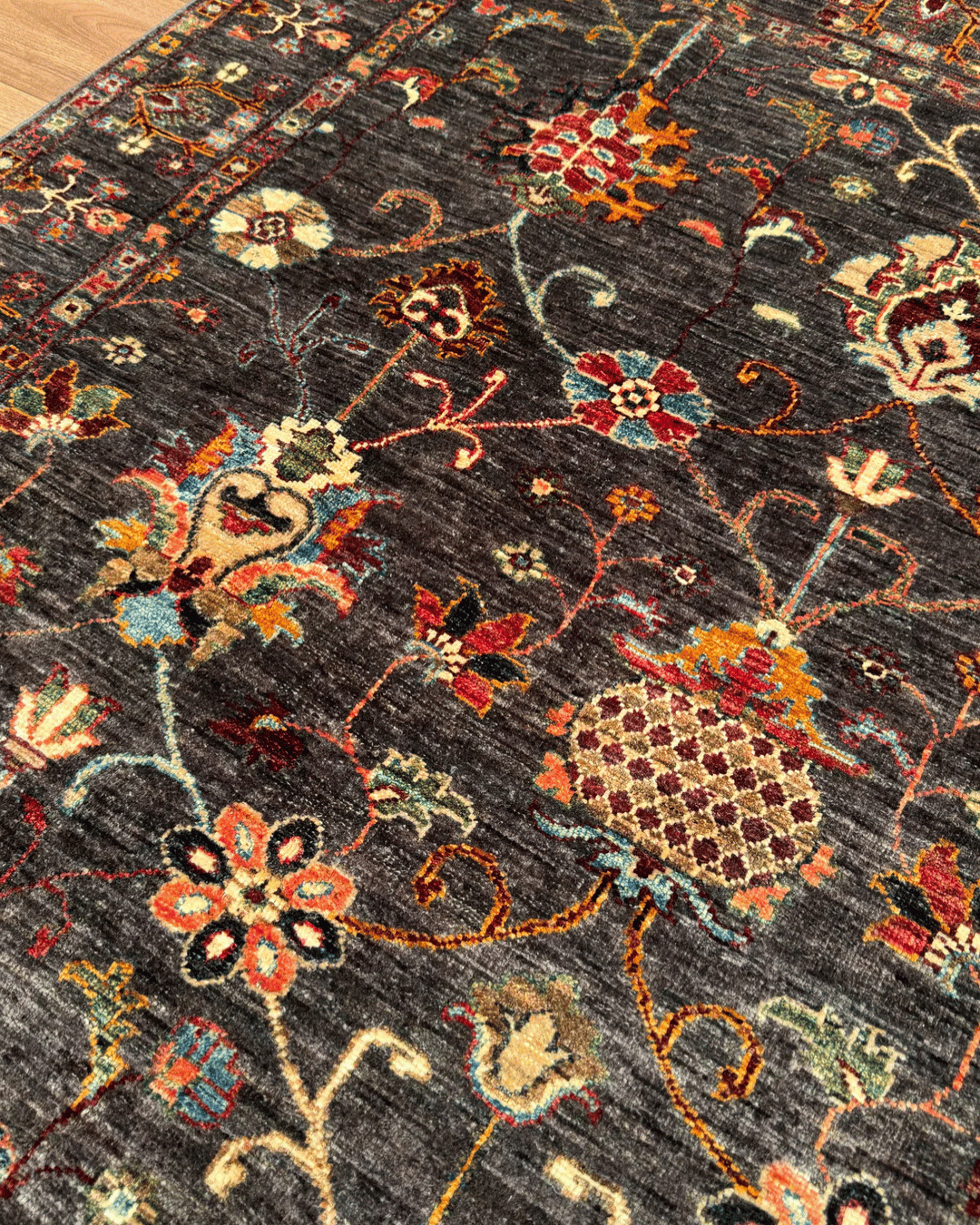 Sultani Hand-Knotted Wool Rug 4' x 6'