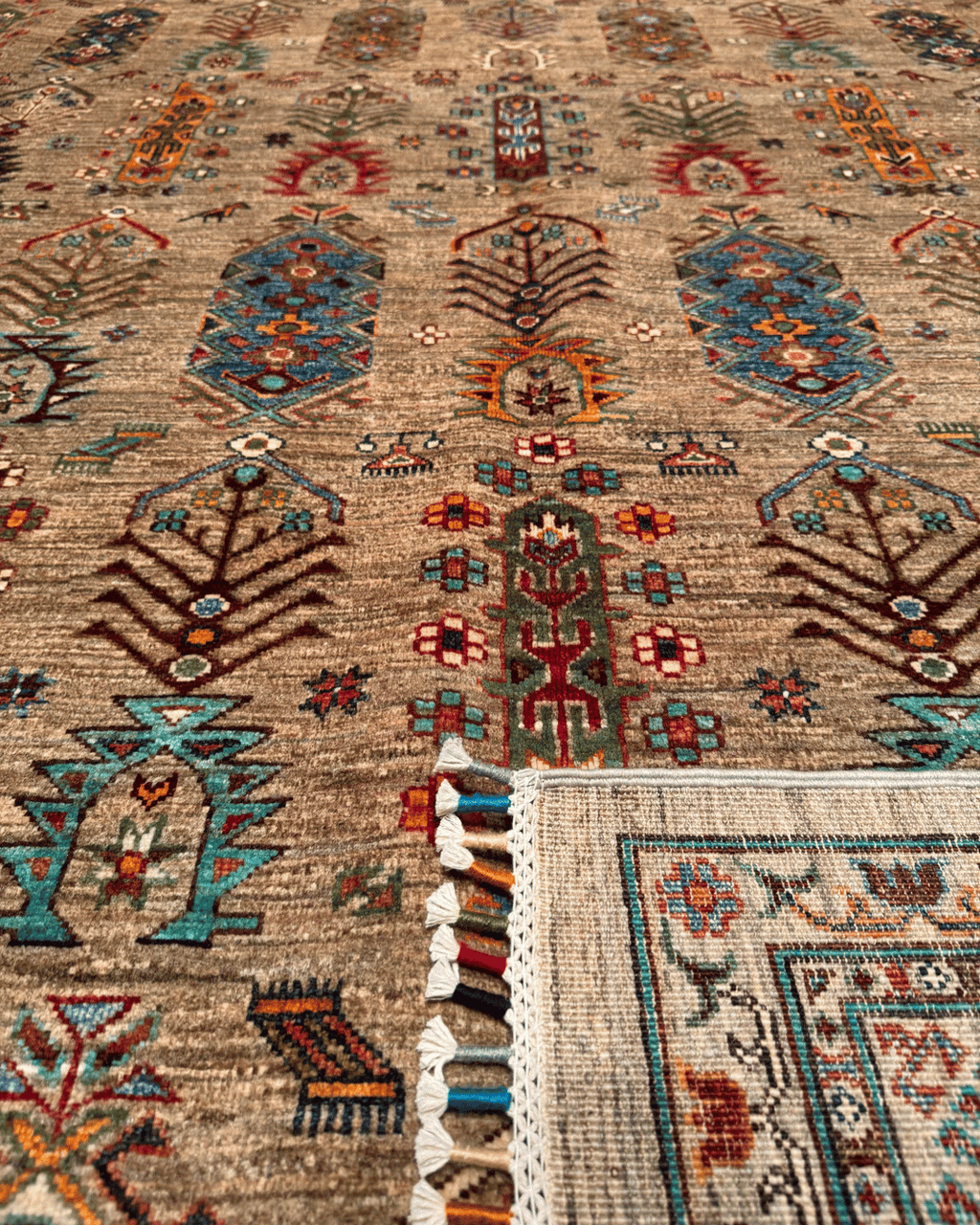 Veziri Hand-Knotted Wool Rug 8' 1" x 10'