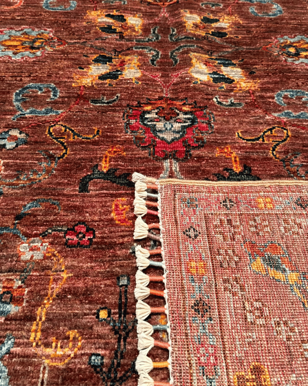 Sultani Hand-Knotted Wool Rug 4' x 6'