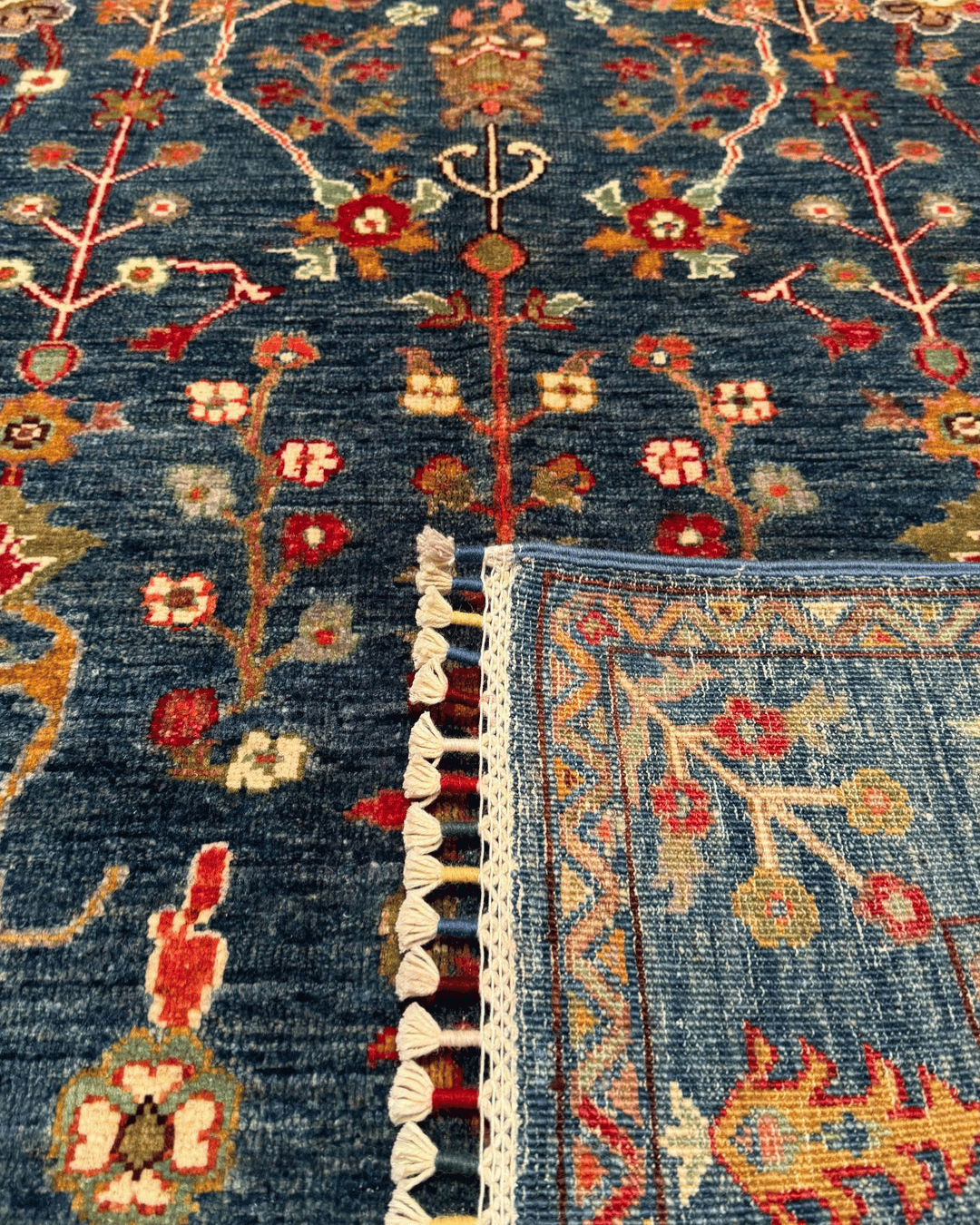 Sultani Hand-Knotted Wool Rug 4' x 6'