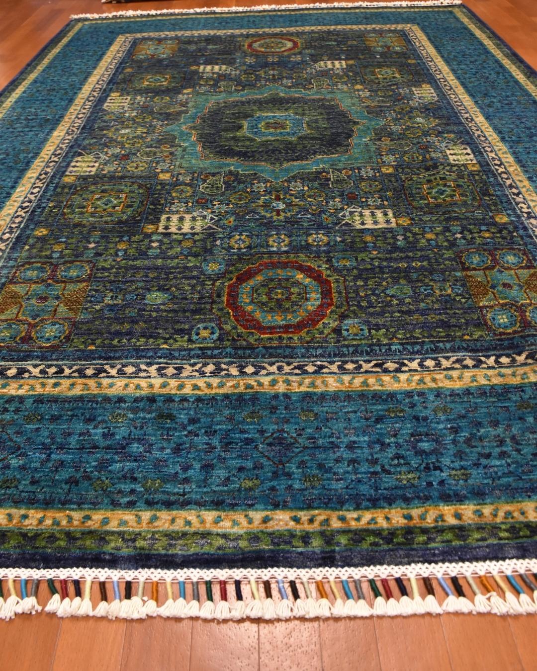 Mamluk Hand-Knotted Wool Rug 4' 9" x 6' 8"