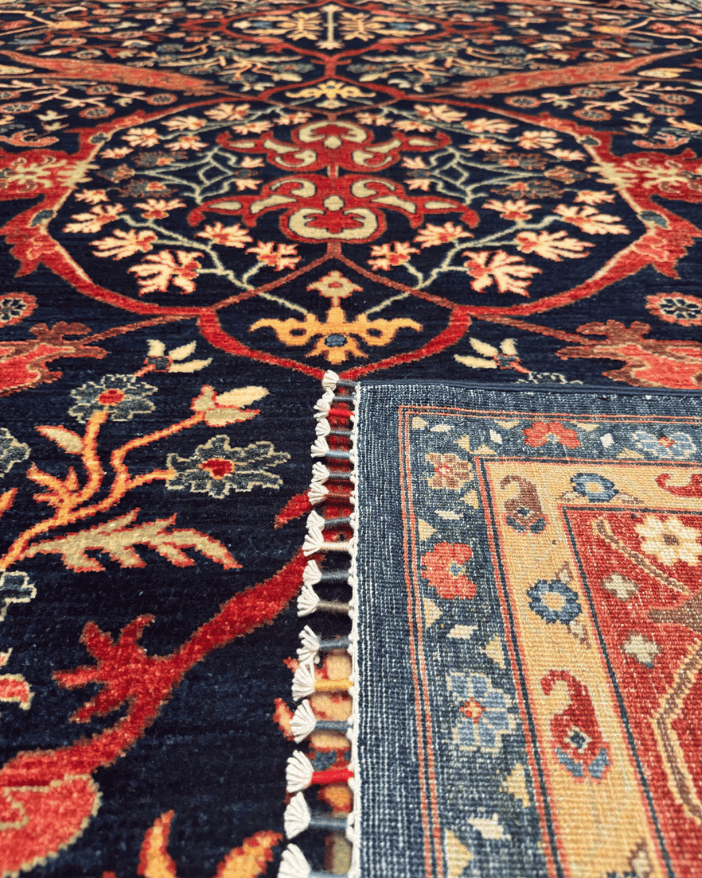 Mamluk Hand-Knotted Wool Rug 9' 1" x 12' 1"