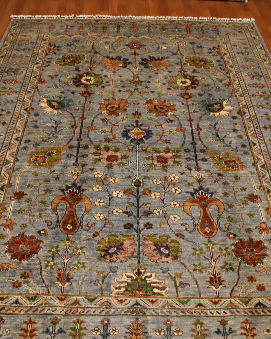 Sultani Hand-Knotted Wool Rug 5' 6" x 7' 6"