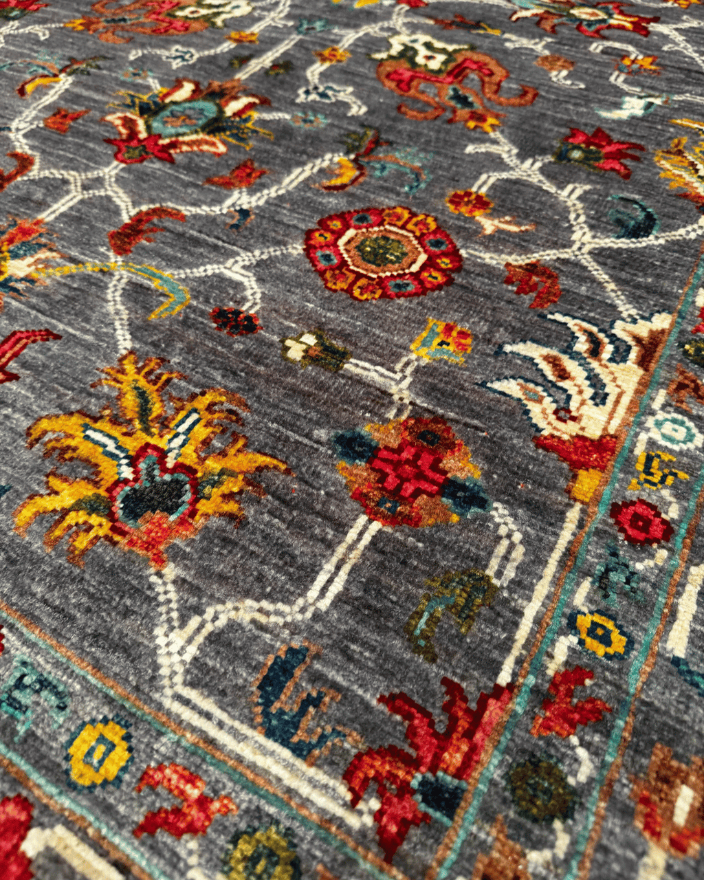 Sultani Hand-Knotted Wool Rug 4' x 6'