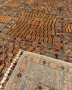 Veziri Hand-Knotted Wool Rug 5' 8" x 8' 2"