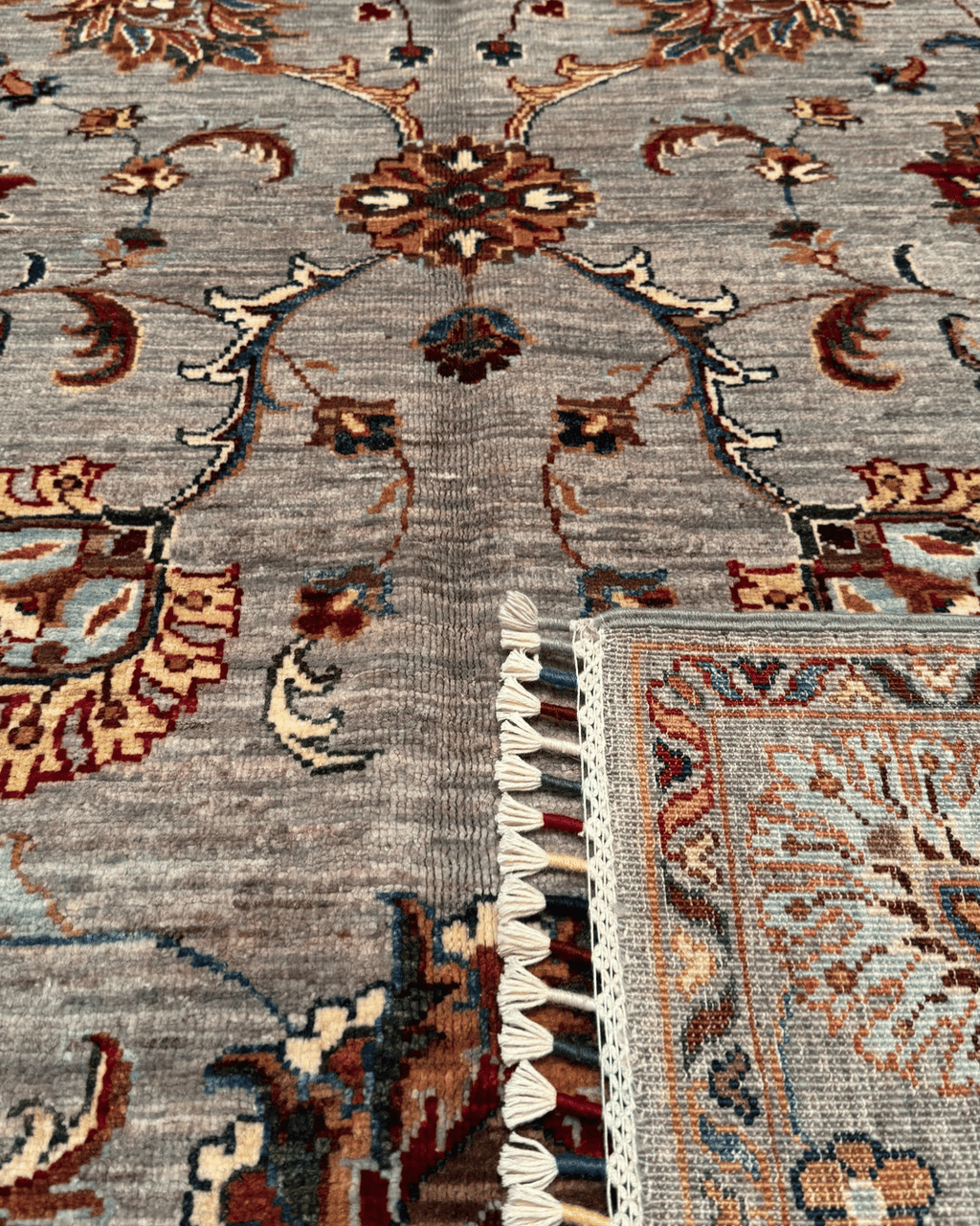 Sultani Hand-Knotted Wool Rug 4' x 6'