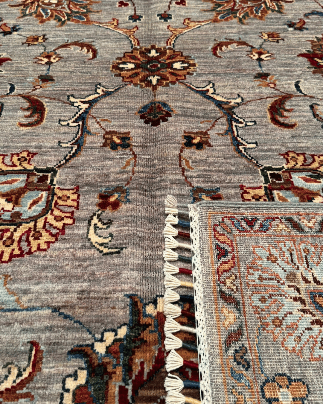 Sultani Hand-Knotted Wool Rug 4' x 6'