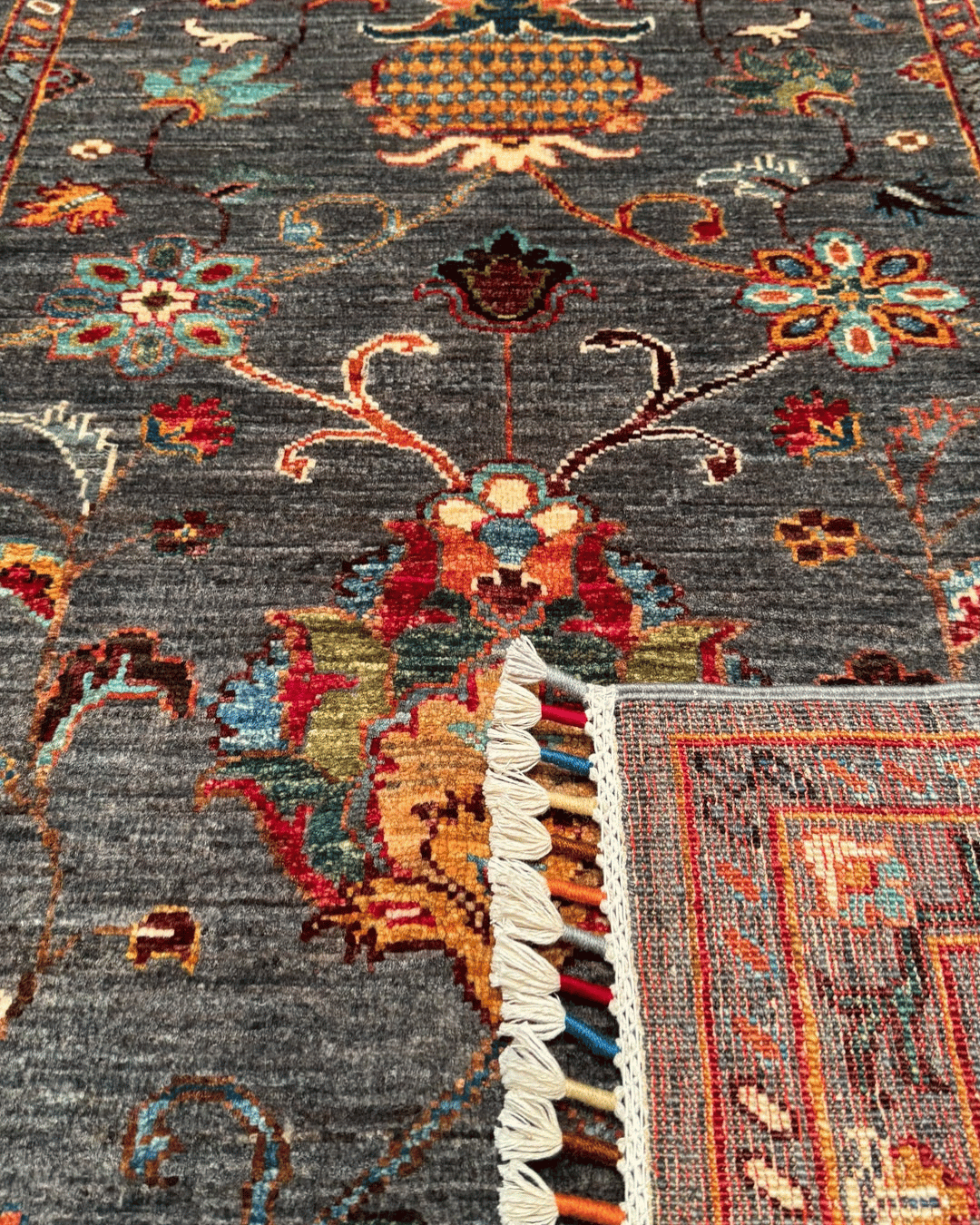 Sultani Hand-Knotted Wool Rug 3' 5" x 5' 1"