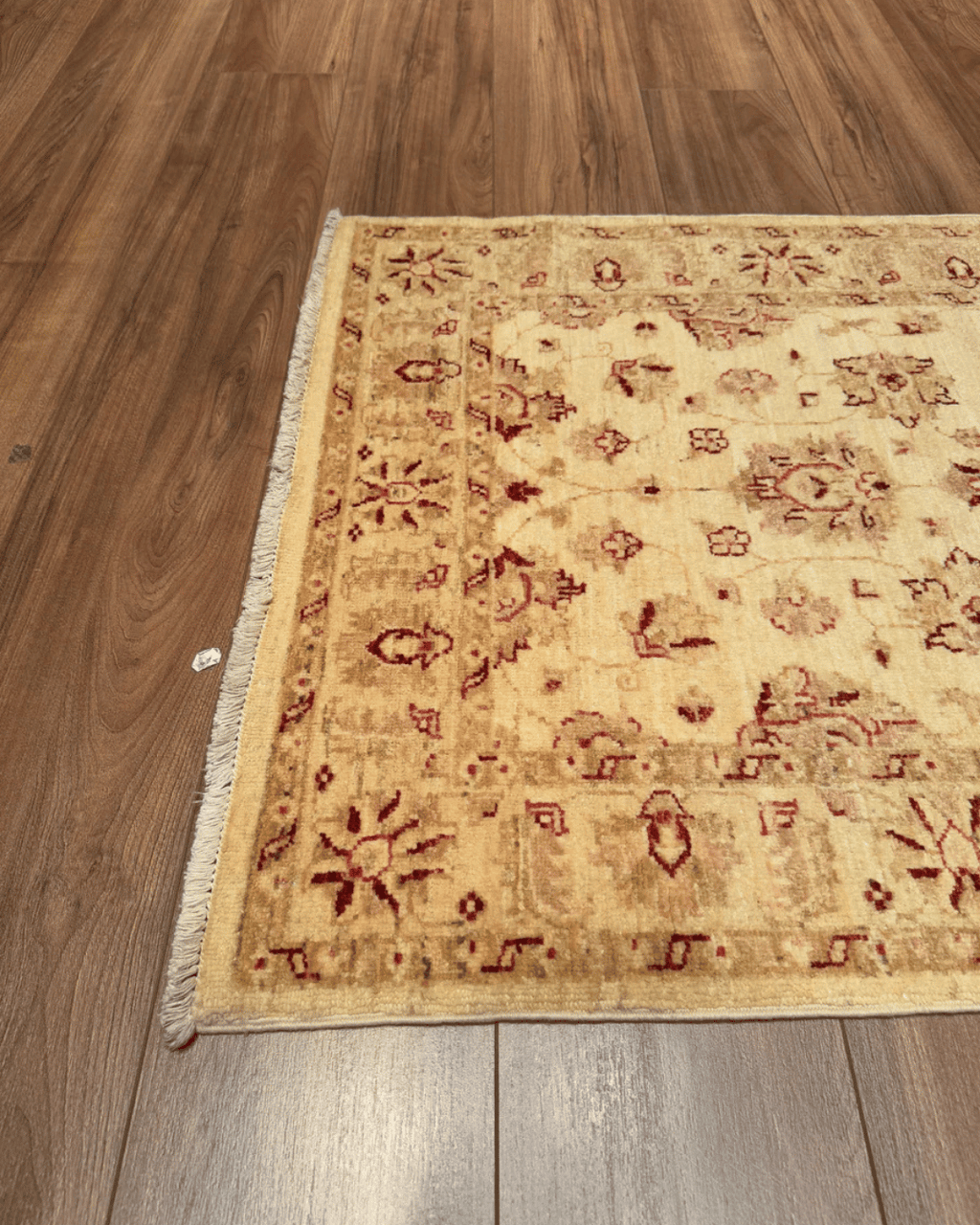 Ushak Hand-Knotted Wool Runner 2' x 8'