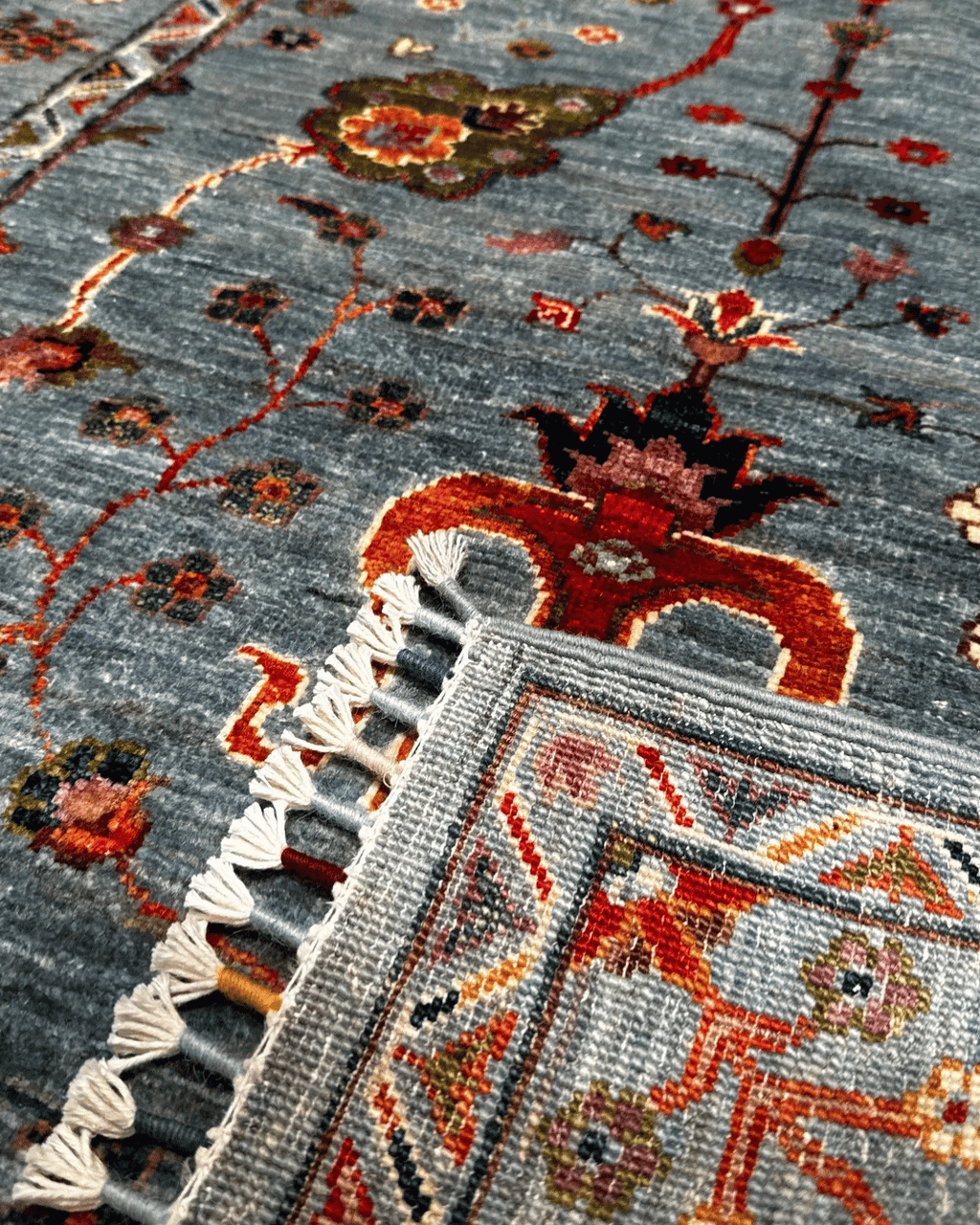 Sultani Hand-Knotted Wool Rug 3' 5" x 4' 8"