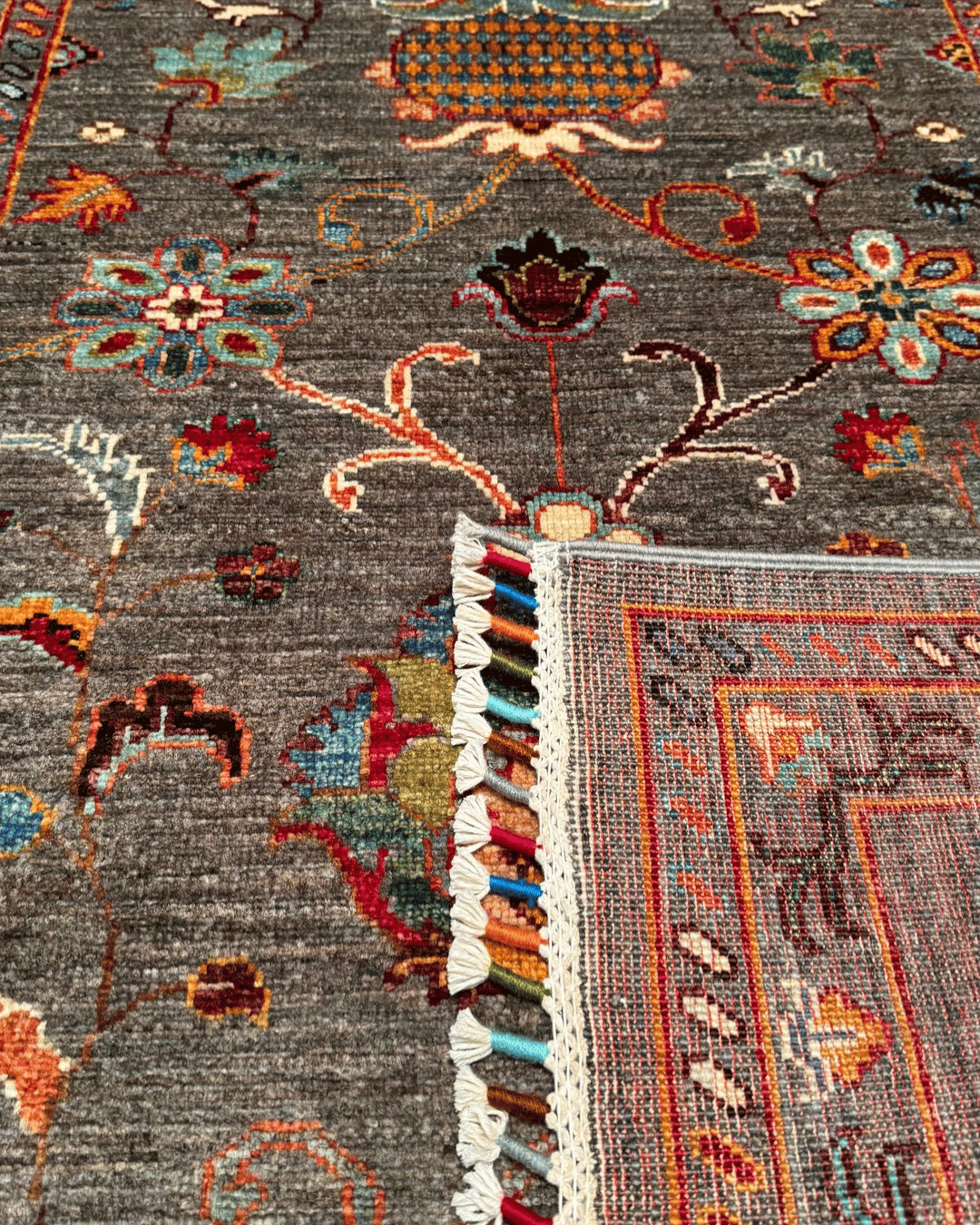 Sultani Hand-Knotted Wool Rug 3' 5" x 5' 1"